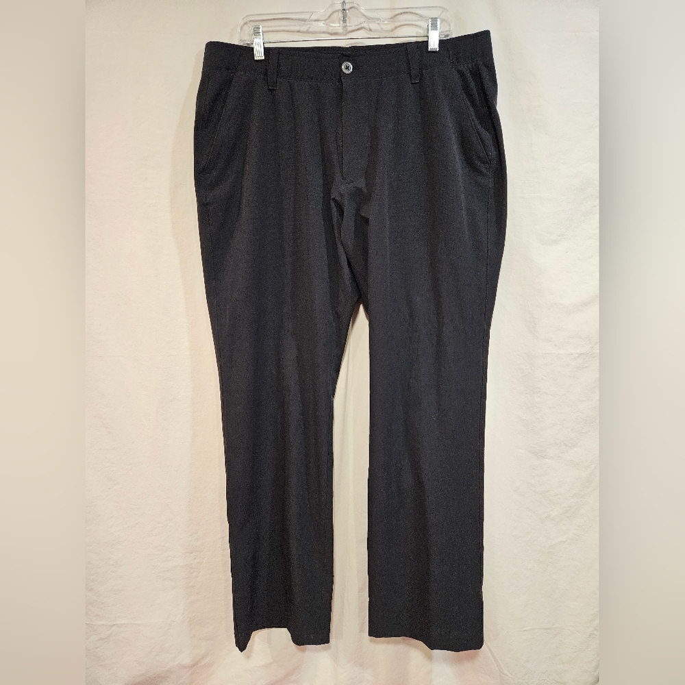 Under Armour Men's Black Pants